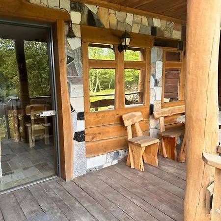 Romantyczny Nad Jeziorem Hotel 3*